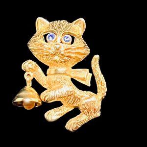 Avon Gold Tone Cat Brooch With Blue Rhinestone Eyes And Articulating Bell (4616)
